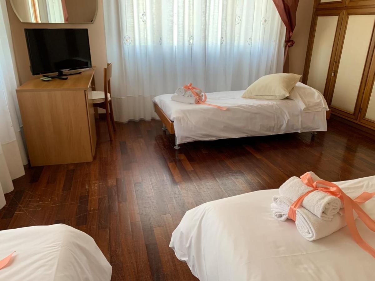 Bed and Breakfast Al Borgo Лукка Экстерьер фото
