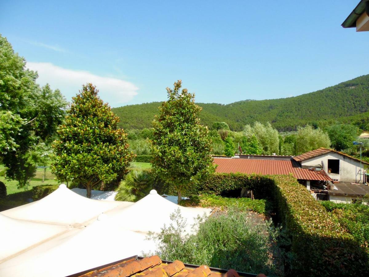 Bed and Breakfast Al Borgo Лукка Экстерьер фото