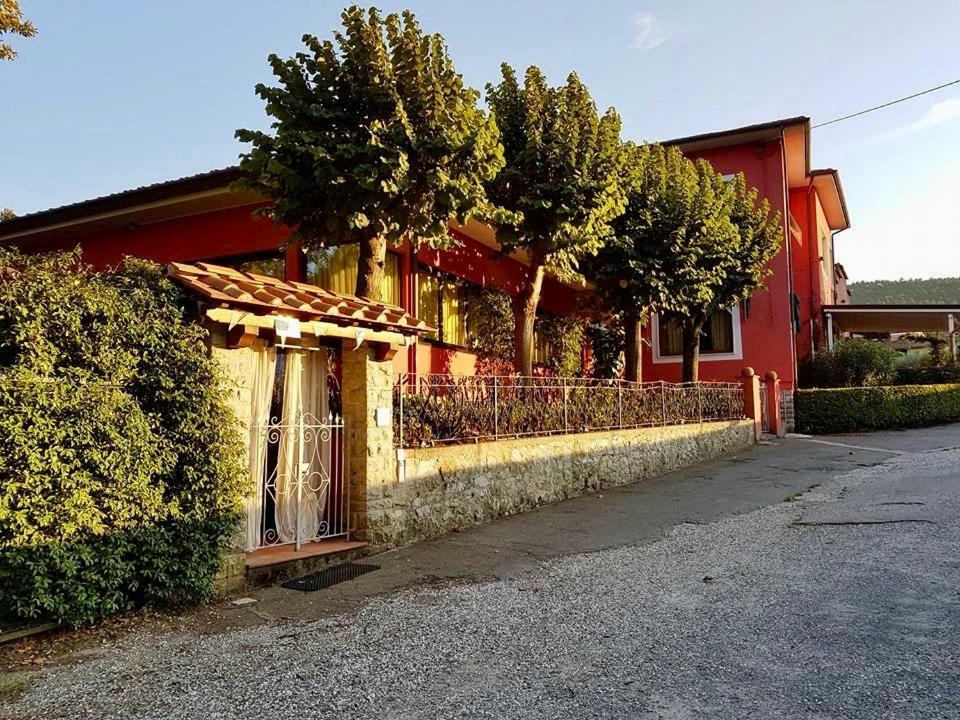 Bed and Breakfast Al Borgo Лукка Экстерьер фото