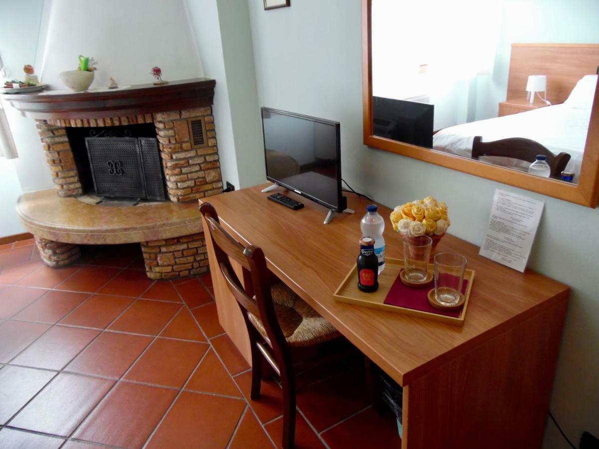 Bed and Breakfast Al Borgo Лукка Экстерьер фото
