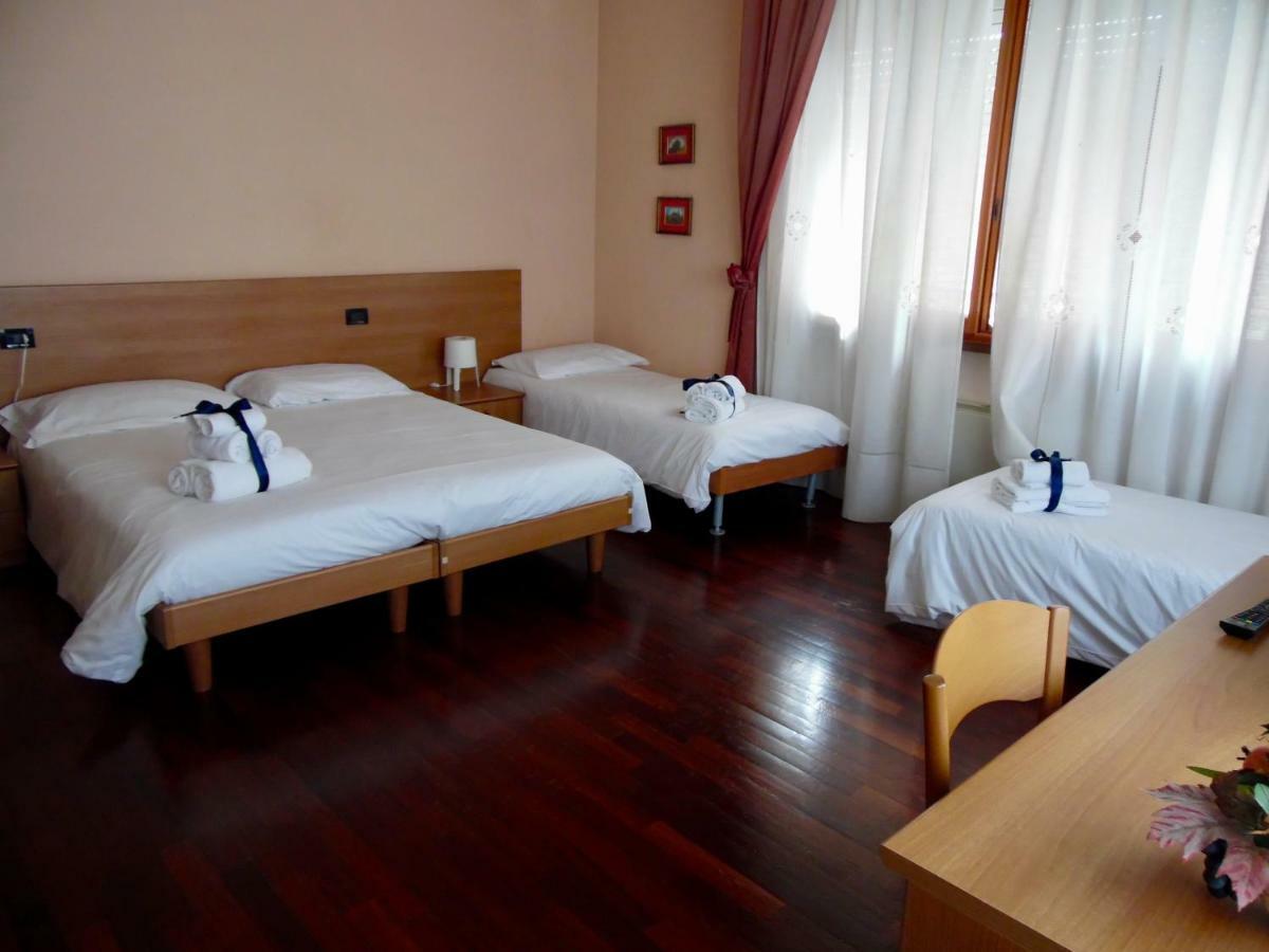 Bed and Breakfast Al Borgo Лукка Экстерьер фото